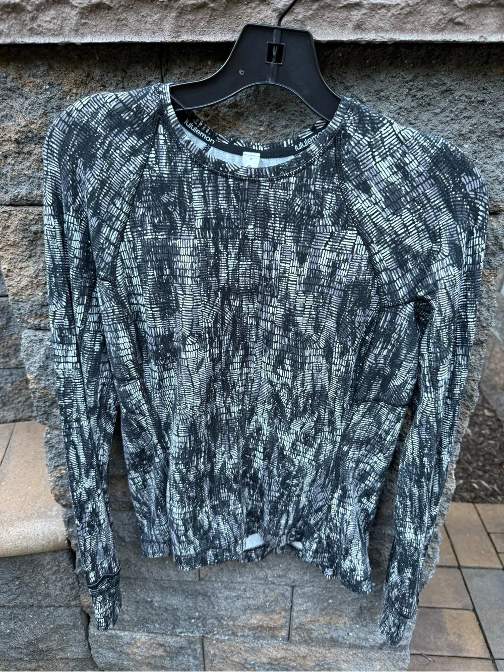 Lululemon Swiftly Tech Long Sleeve Size: 8
